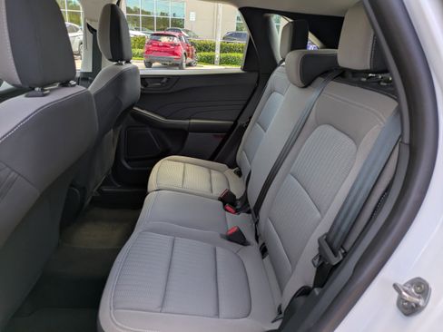 Used 2022 Ford Escape S image 15