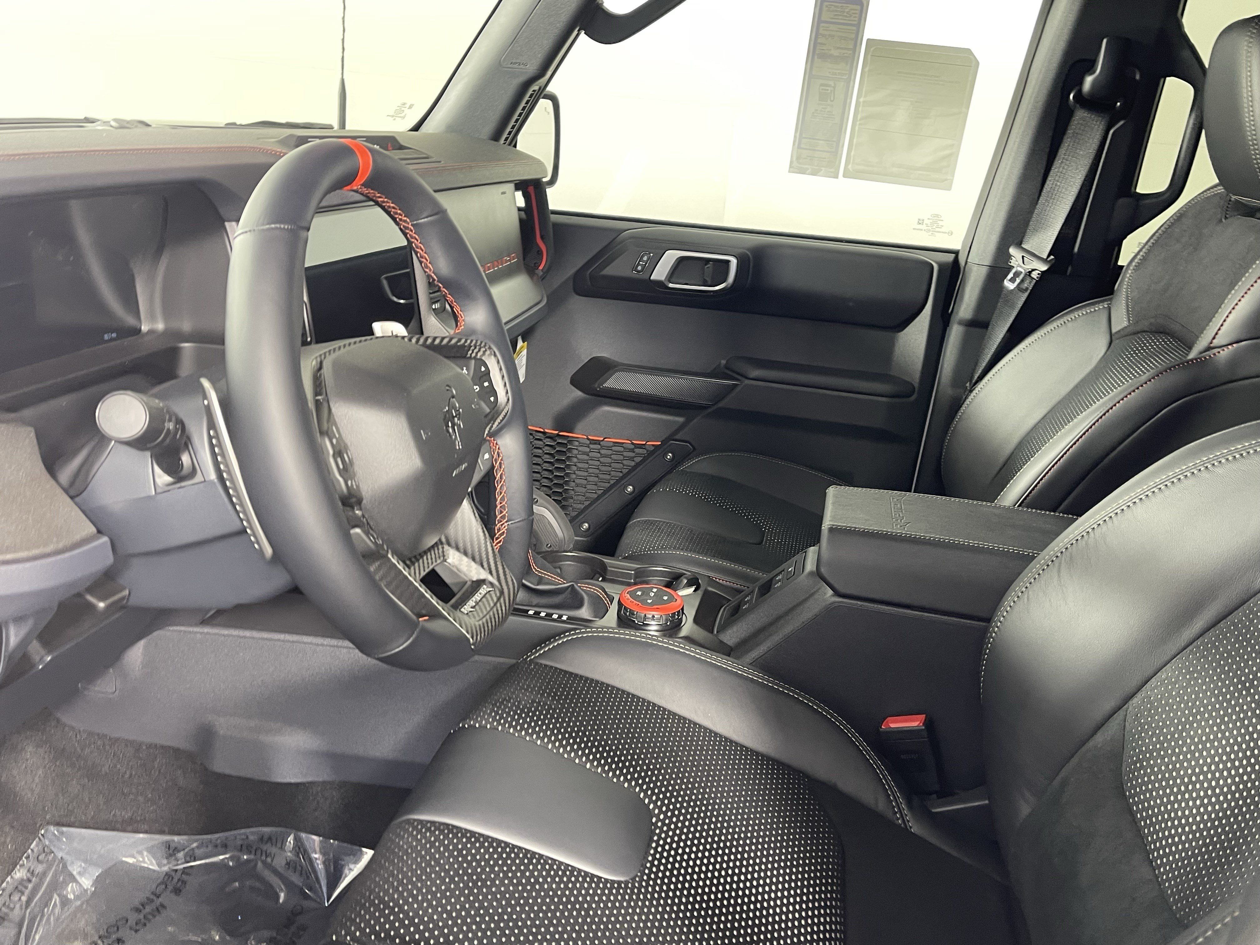 New 2026 Ford Bronco Raptor w/ Interior Carbon Fiber Pack AWD/4WD image 10