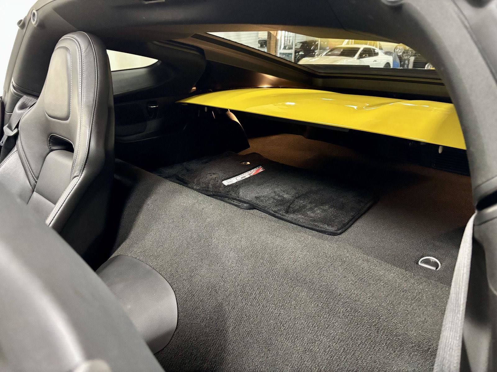 Used 2019 Chevrolet Corvette Z06 RWD image 23