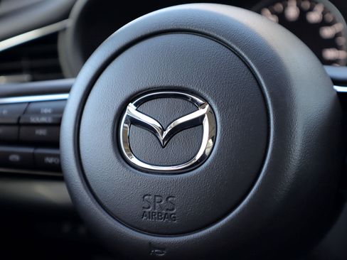 Certified 2025 MAZDA CX-30 AWD 2.5 S w/ Preferred Package image 29