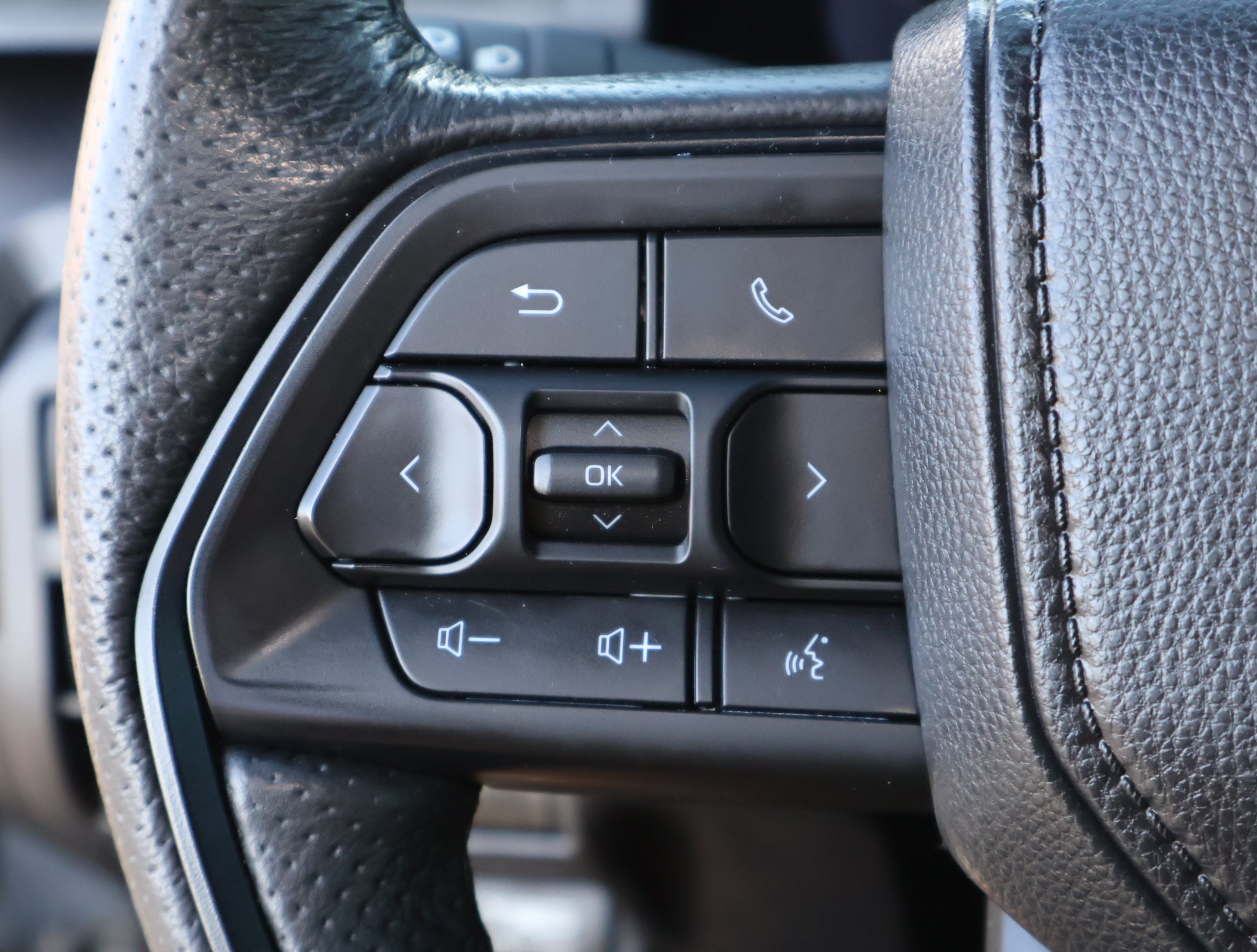 Used 2024 Toyota Tacoma TRD Pro AWD/4WD image 14
