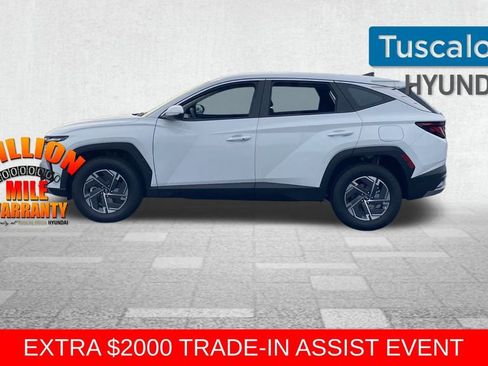 New 2026 Hyundai Tucson Blue SE image 5