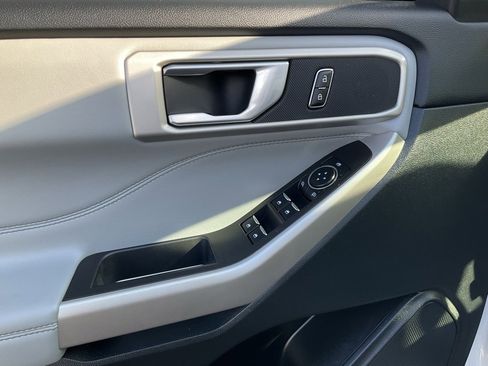 Used 2023 Ford Explorer XLT w/ Equipment Group 202A image 22