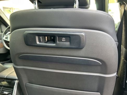 Used 2020 BMW X5 M50i image 34