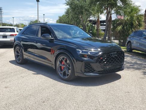 Used 2026 Audi RS Q8 performance AWD/4WD image 2