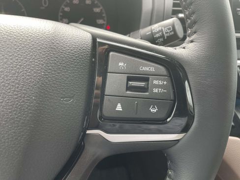 Used 2025 Honda Odyssey Touring image 24