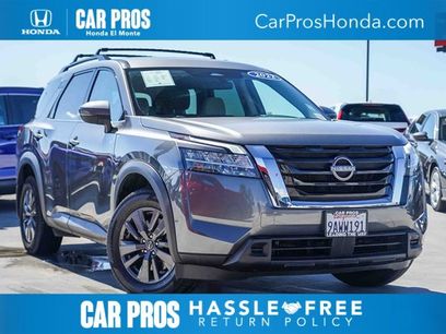Used 2022 Nissan Pathfinder SV