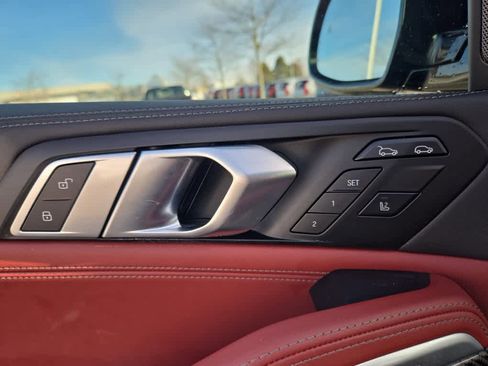 Used 2026 BMW X6 M60i image 21