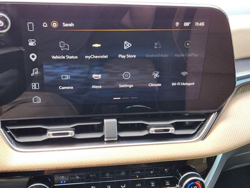 Used 2025 Chevrolet Equinox ACTIV w/ Convenience Package III FWD image 7