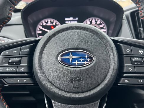Used 2025 Subaru Crosstrek 2.5i Limited w/ Crosstrek Mirror Package image 23