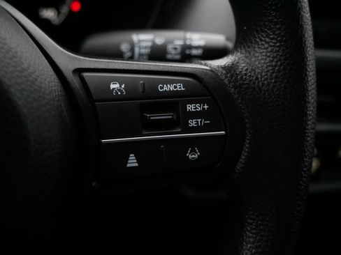 Certified 2023 Honda HR-V LX image 26