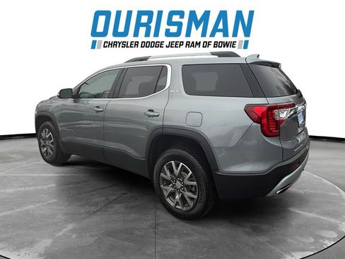 Used 2023 GMC Acadia SLE w/ Driver Convenience Package image 5