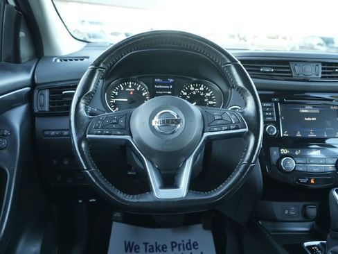 Used 2020 Nissan Rogue Sport SV w/ All-Weather Package image 15