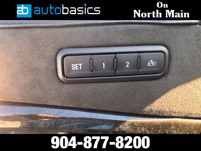 Used 2018 Cadillac Escalade Platinum RWD image 39