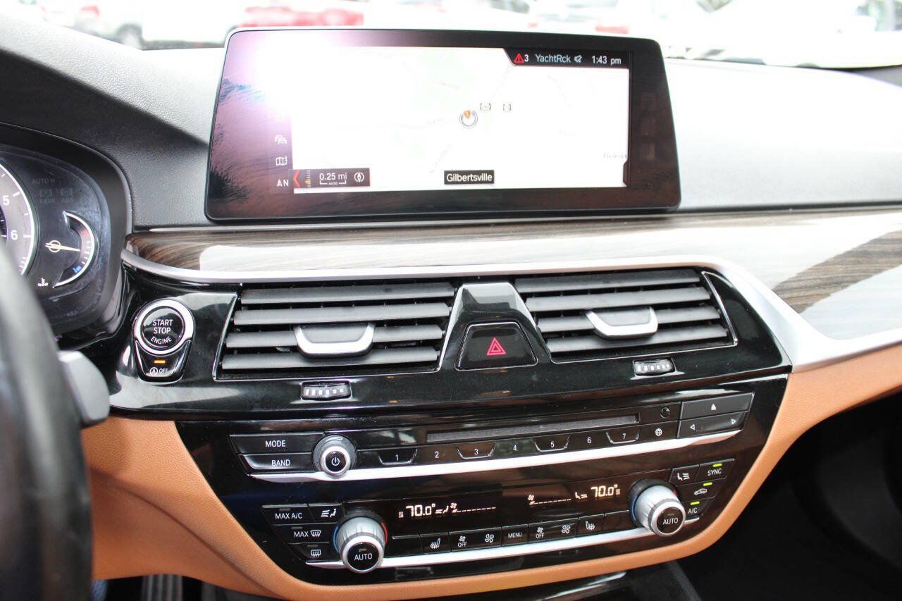 Used 2017 BMW 530i xDrive AWD/4WD image 15