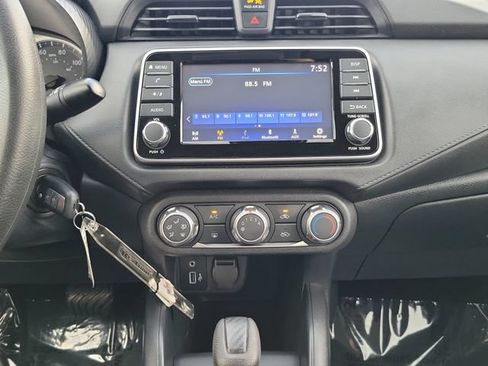 Used 2025 Nissan Versa S w/ Trunk Package FWD image 19