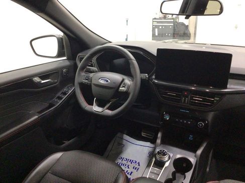 Used 2023 Ford Escape ST-Line Select w/ Tech Pack #2 image 16