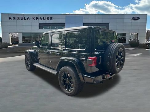 Used 2021 Jeep Wrangler Unlimited Sahara AWD/4WD image 6
