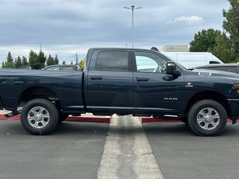 New 2026 RAM 2500 Big Horn AWD/4WD image 3