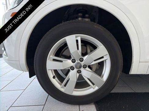 Used 2019 Audi Q5 2.0T Premium Plus w/ Premium Plus Package AWD/4WD image 8