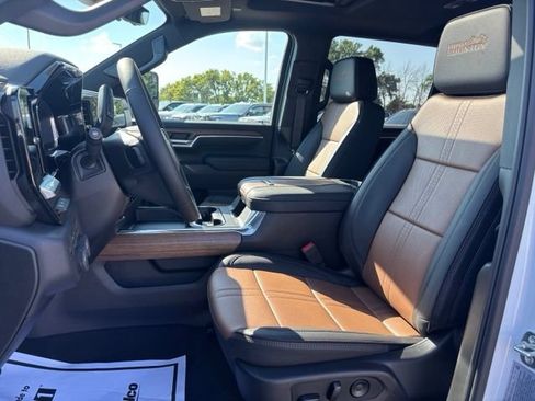 New 2026 Chevrolet Silverado 2500 High Country w/ High Country Premium Package AWD/4WD image 18