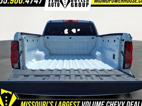 Used 2023 Chevrolet Colorado LT w/ LT Convenience Package AWD/4WD image 22