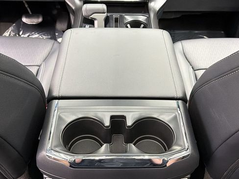 Used 2025 Ford F150 Lariat AWD/4WD image 36