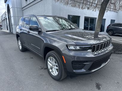 New 2025 Jeep Grand Cherokee Laredo X w/ Luxury Tech Group I