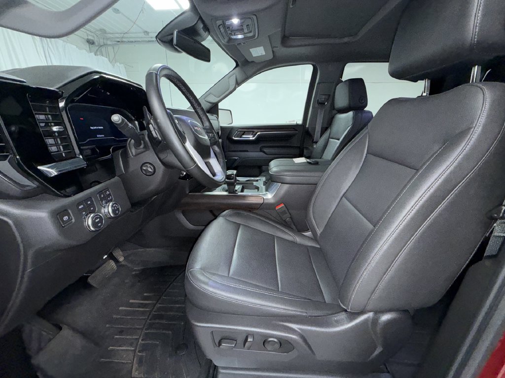 Used 2024 GMC Sierra 1500 SLT w/ SLT Premium Plus Package AWD/4WD image 14