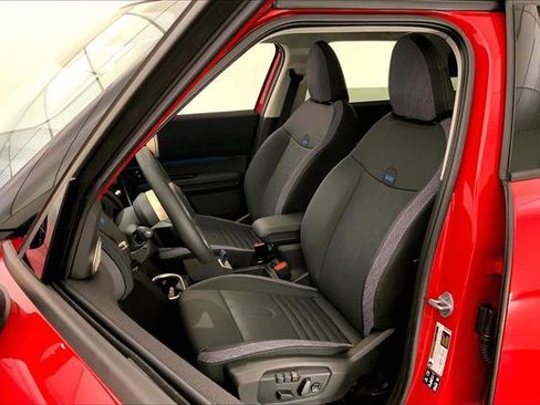 Certified 2025 MINI Cooper Countryman S w/ Comfort Package Max image 13