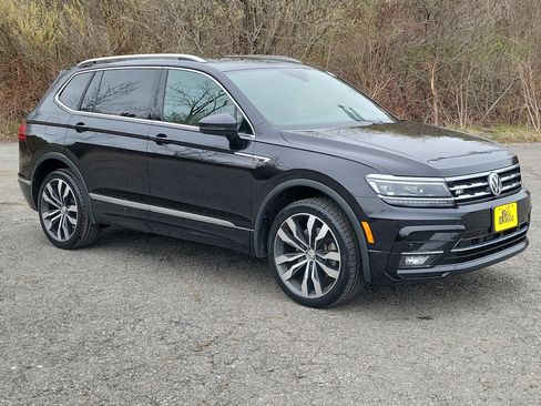 Used 2020 Volkswagen Tiguan SEL Premium R-Line AWD/4WD image 3