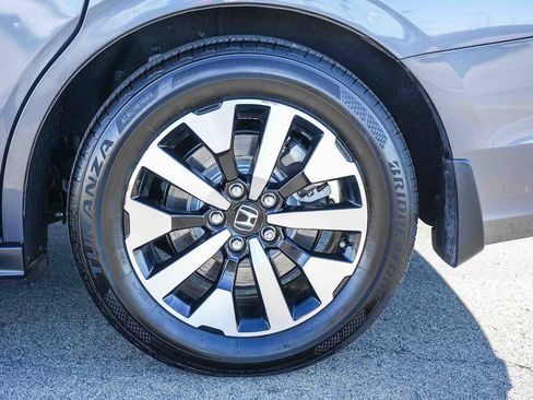 Certified 2025 Honda Odyssey EX-L image 10