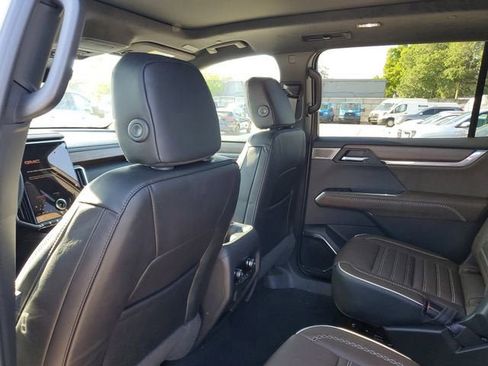 New 2026 GMC Acadia Denali Ultimate AWD/4WD image 10