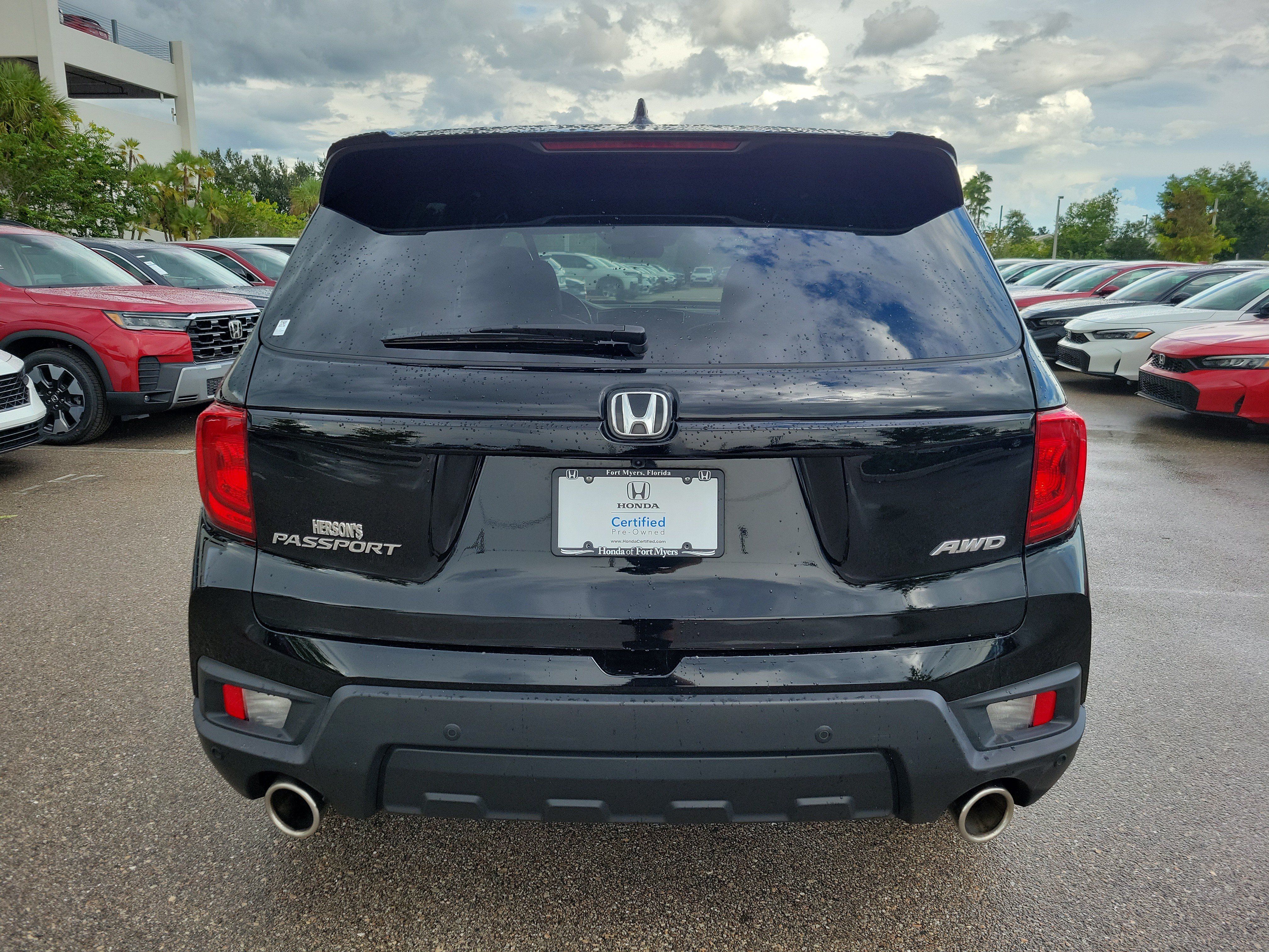 Used 2024 Honda Passport EX-L image 5
