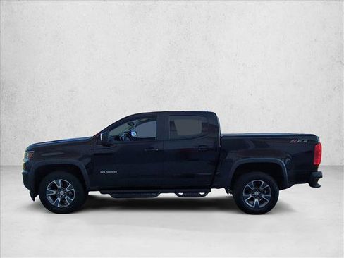 Used 2017 Chevrolet Colorado Z71 w/ LPO, Gearon Divider Package image 8