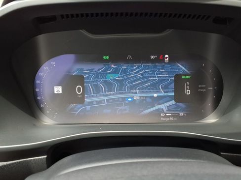 Certified 2023 Volvo XC40 Recharge Ultimate w/ Protection Package Premier AWD/4WD image 12