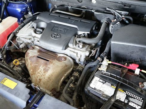 Used 2015 Toyota RAV4 XLE AWD/4WD image 46