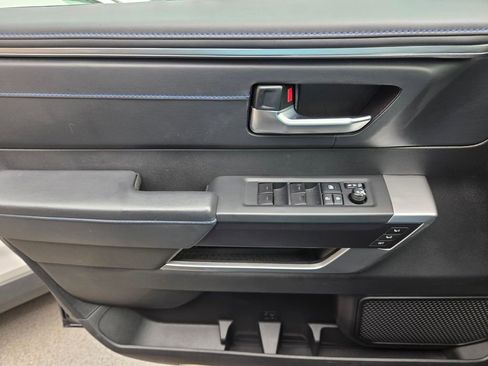 Used 2022 Toyota Tundra Platinum image 27