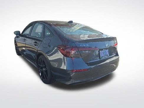 Used 2025 Honda Civic Sport image 4