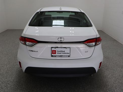 Used 2024 Toyota Corolla LE FWD image 8