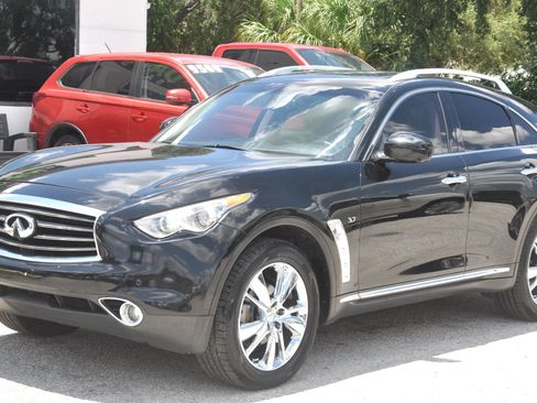 Used 2014 INFINITI QX70 AWD w/ Premium Package image 12