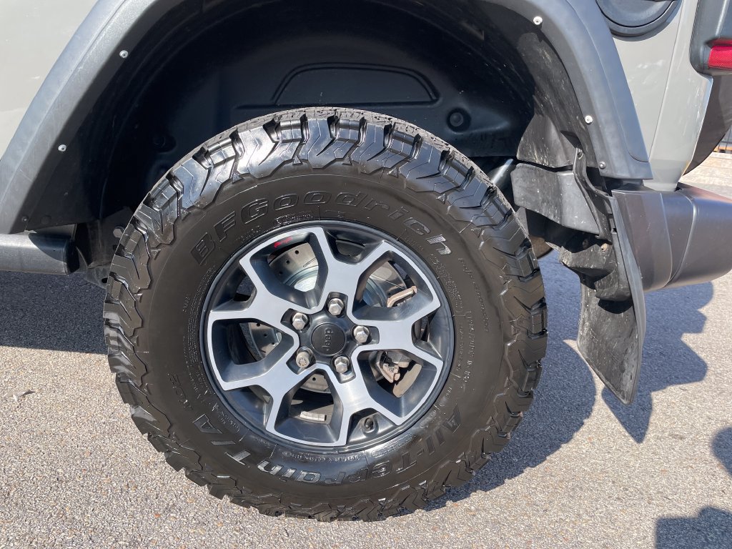 Certified 2022 Jeep Wrangler Unlimited Rubicon w/ LED Lighting Group AWD/4WD image 10