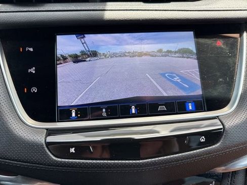 Used 2025 Cadillac XT5 Premium Luxury w/ Technology Package FWD image 11