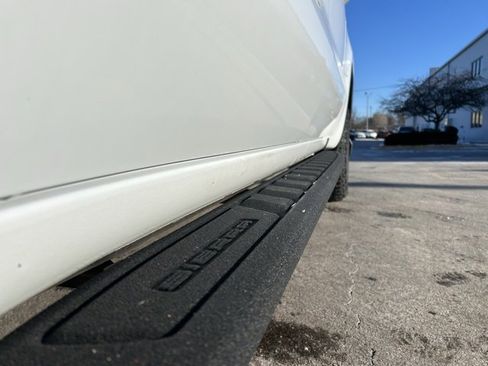 Certified 2022 GMC Sierra 1500 AT4 w/ AT4 Preferred Package image 14