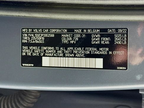 Used 2023 Volvo XC40 B5 Plus w/ Driver Assist Package image 35