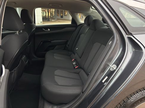 Used 2022 Kia K5 LXS image 16