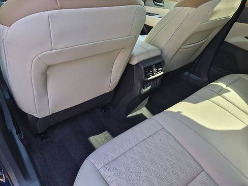 Certified 2025 Nissan Murano Platinum w/ Cargo Package AWD/4WD image 22