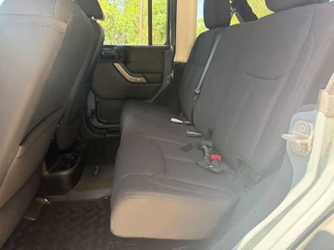 Used 2014 Jeep Wrangler Unlimited Sport w/ Quick Order Package 24S AWD/4WD image 10