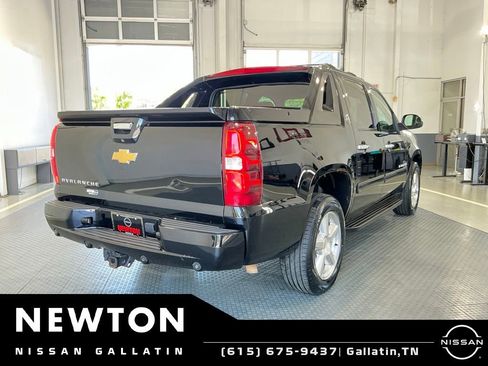 Used 2013 Chevrolet Avalanche LS w/ All-Star Edition RWD image 22