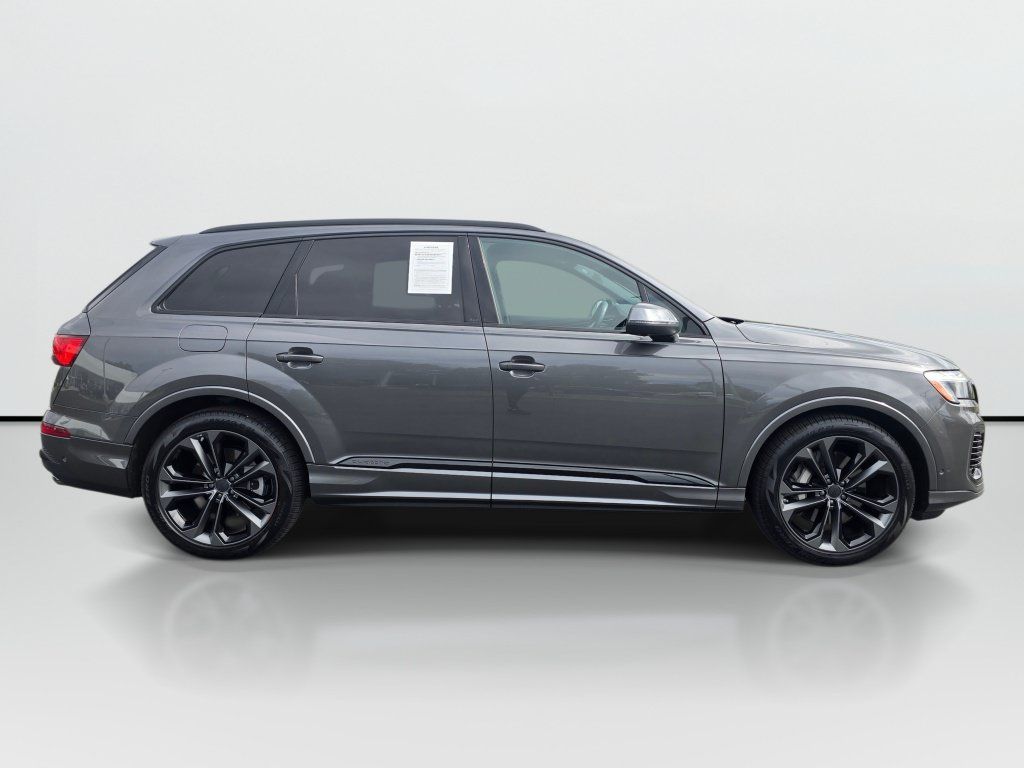 Used 2026 Audi Q7 3.0T Premium Plus w/ Premium Plus Package AWD/4WD image 6